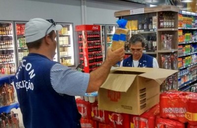 Procon realiza fiscalização e atendimento no Sertão de Alagoas