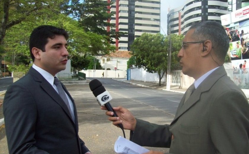 Rafael Alcântara fala sobre recomendação aos prefeitos em entrevista ao vivo