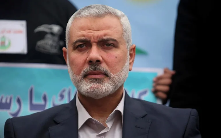 Membros da Guarda Revolucionária recrutados por Israel instalaram bomba que matou Haniyeh, afirma jornal