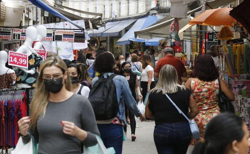 Pequenos negócios geram 72% das vagas de emprego no primeiro semestre