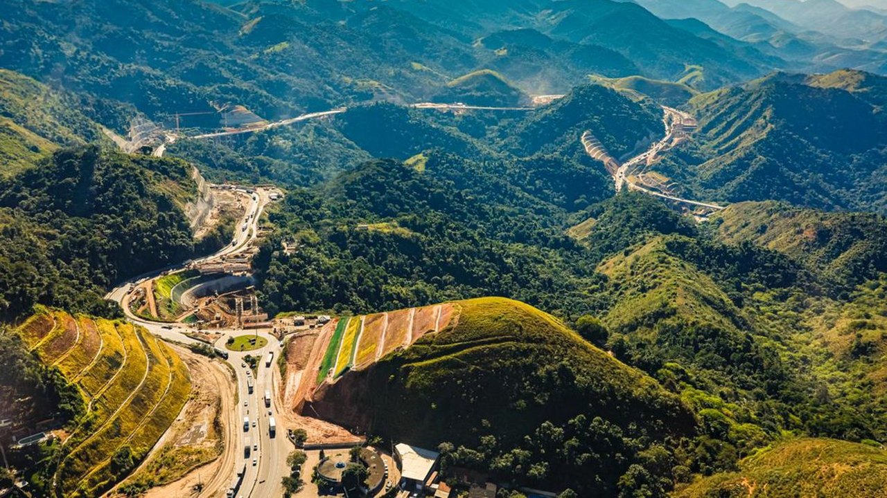 Governo inaugura primeira etapa de nova rodovia na Serra das Araras, no Rio