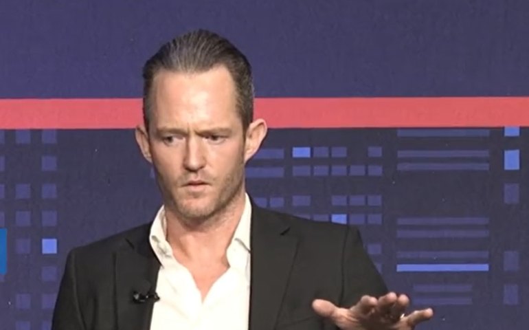 CEO milionário se desculpa por ter dito que mais desemprego ajudaria a controlar funcionário