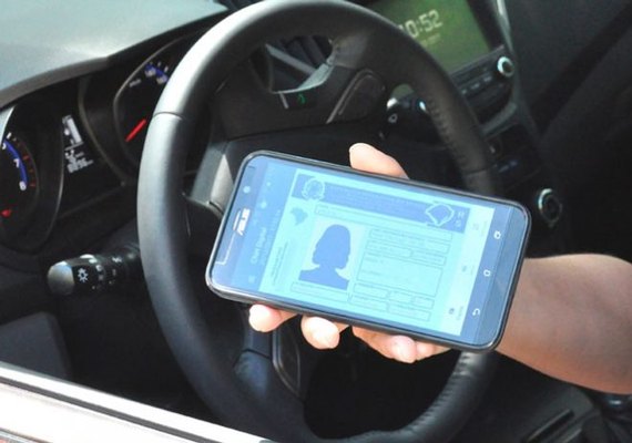Detran/AL faz alerta sobre aplicativos falsos referentes à CNH digital