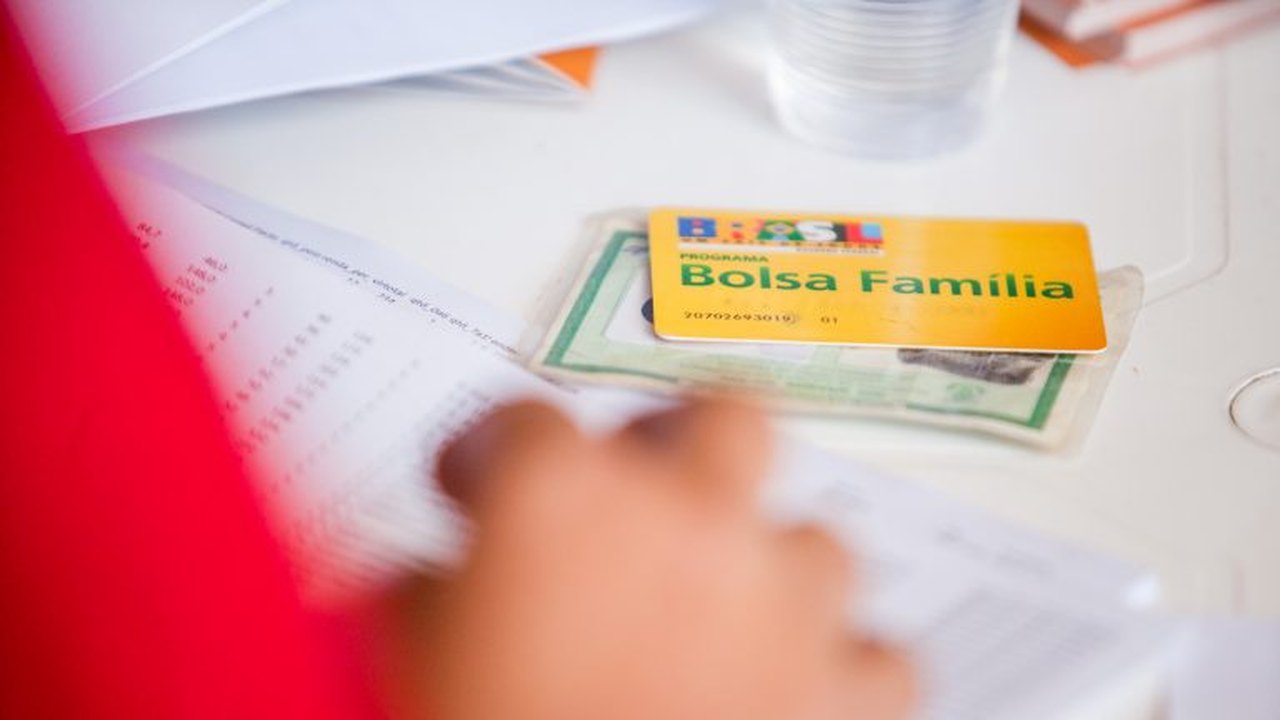 Bolsa Família 2025: pagamentos de agosto só terminam na próxima semana; veja calendário
