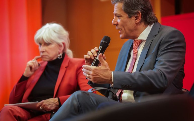 Haddad diz que Brasil e França convergem em tributação de super-ricos