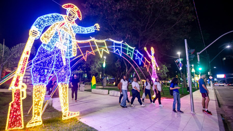 Vilas de São João terão apresentações artísticas gratuitas no Parque do Centenário e Praça Gogó da Ema