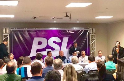  De olho em 2018, PSL realiza encontro estadual em Maceió e filia prefeito Rodrigo Valença