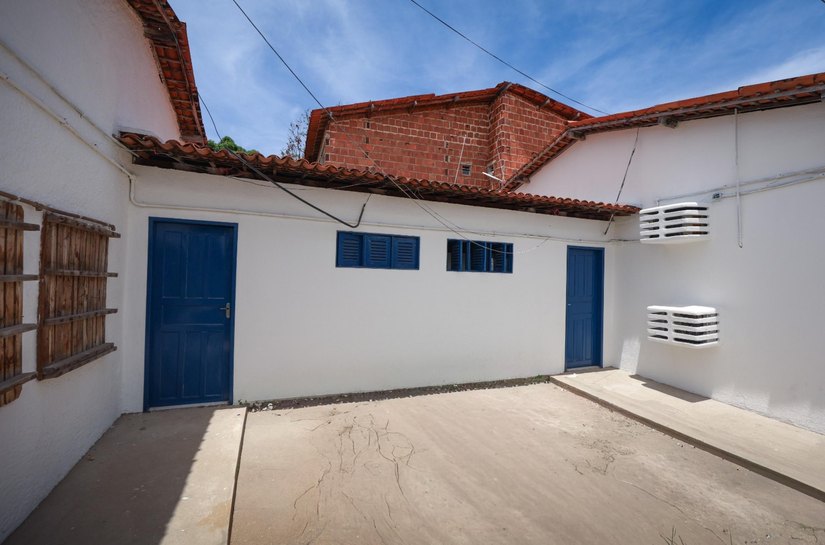 Escola estadual em Maceió recebe melhorias estruturais e ar-condicionado em todas as salas