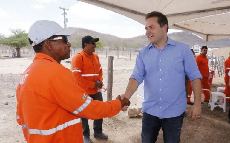Pavimentação do trecho Carié-Inajá começa em fevereiro, garante Renan Filho