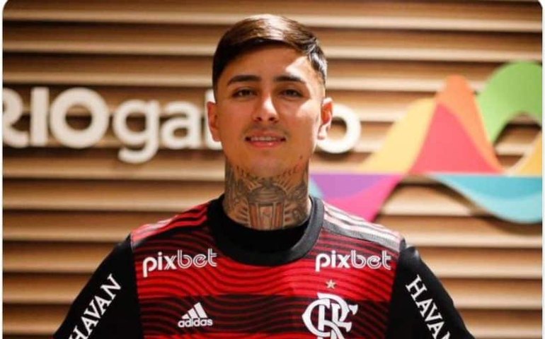 Pulgar treina e Flamengo terá força máxima na final do Carioca; Vinã fica no banco