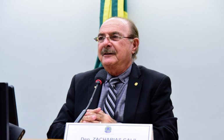 Comissão aprova exigência de alerta em rótulos de medicamentos que afetam funções cognitivas