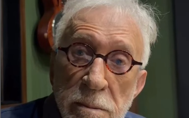 Moacyr Franco explica por que demorou três dias para saber da morte Silvio Santos