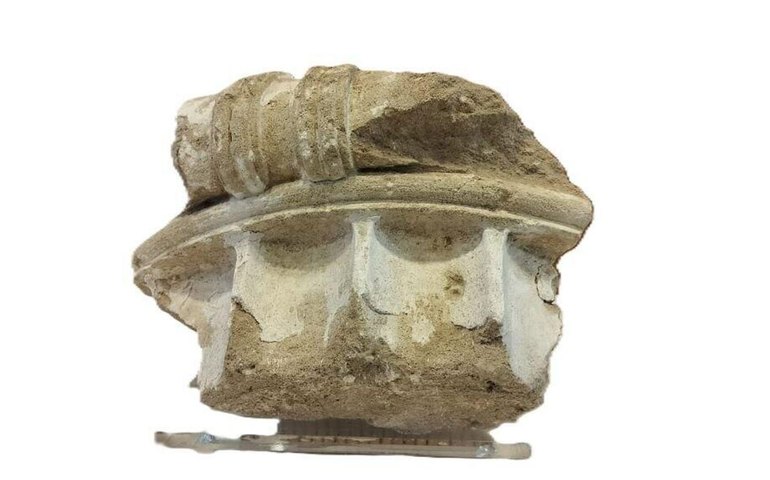 Cidadã alemã devolve fragmento de coluna grega 60 anos após tê-lo levado de Olímpia