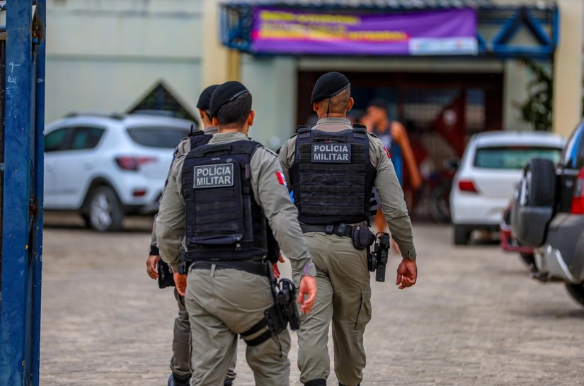 Cumprimento de mandados pela PM resulta em quatro prisões de investigados pela Justiça no último final de semana