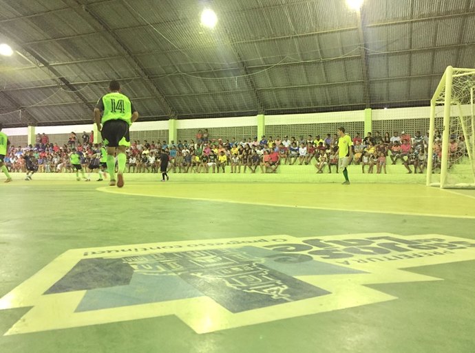 Laje investe no esporte e realiza Campeonato de Futsal de Bairros