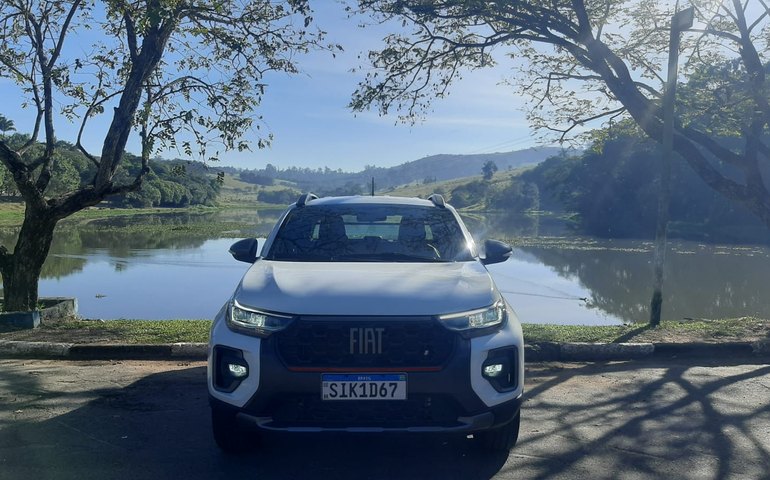 Fiat Strada conhece o atalho para a liderança