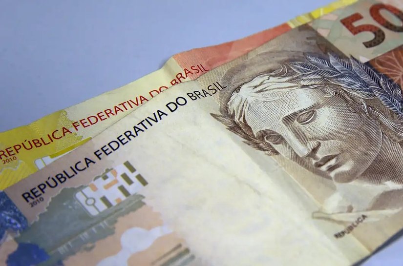 IOF: Representantes da indústria querem participar de ação no STF