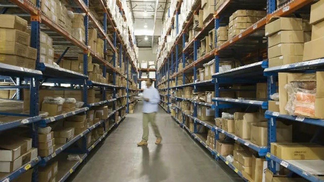 Índice de adequação de estoques da FecomercioSP cai 0,2% em maio