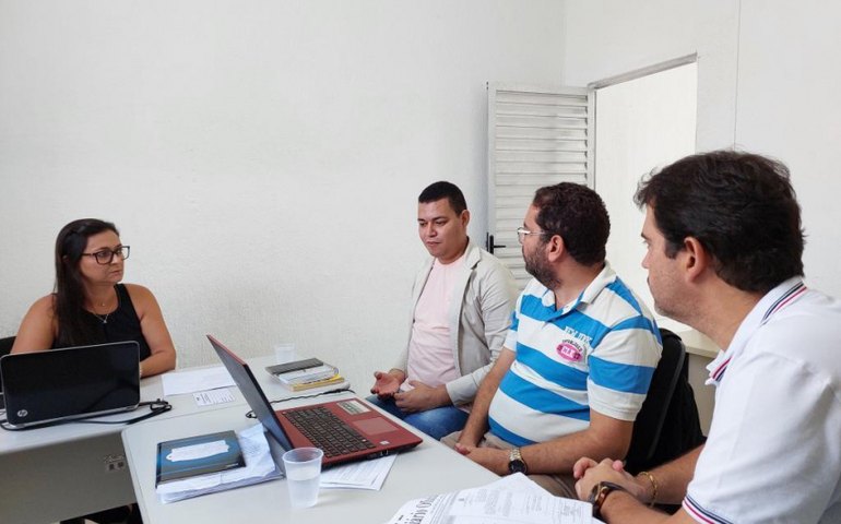 Representante da Prefeitura viaja à Aracaju para conhecer novas práticas para limpeza urbana e cemitérios