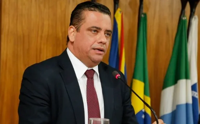 Desembargador suspeito de vender sentenças 'comprava tudo' com dinheiro vivo, diz PF