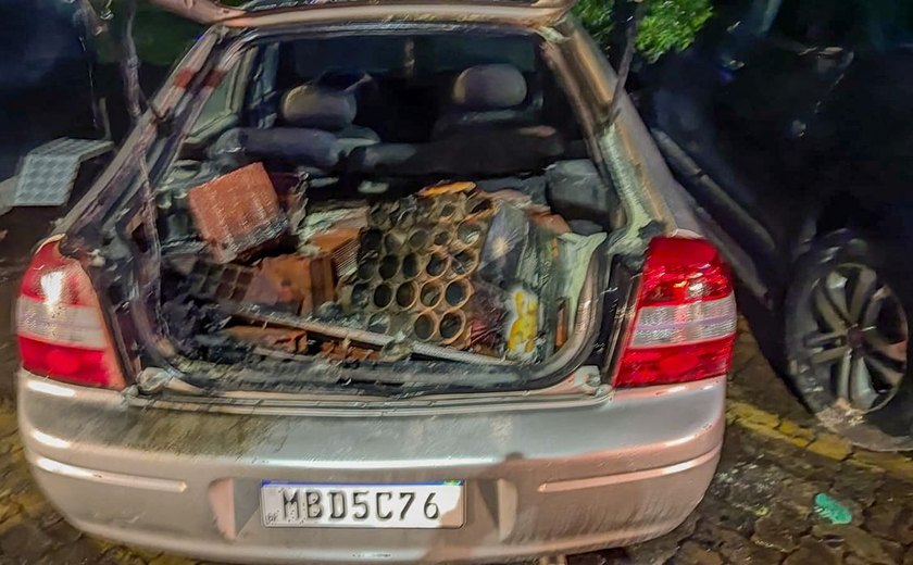 Carro que explodiu perto do STF tinha placa de Santa Catarina