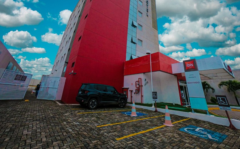 Hotel em Alagoas inova em opções e inaugura espaço para aluguel de salas