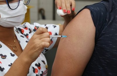 Marechal Deodoro define nova dinâmica de vacinação e inicia reforço para idosos com mais de 70 anos