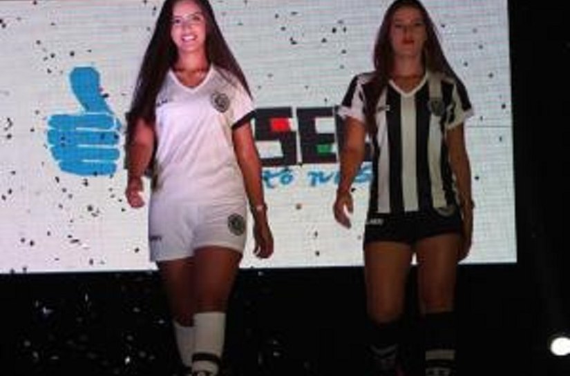 ASA e Numer apresentam os novos mantos à torcida