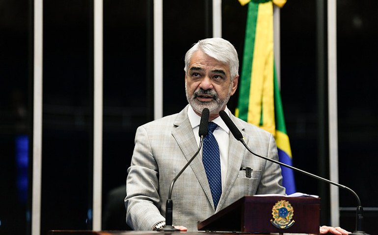 Presidente da CAS comemora sanção da Política Nacional de Saúde Bucal