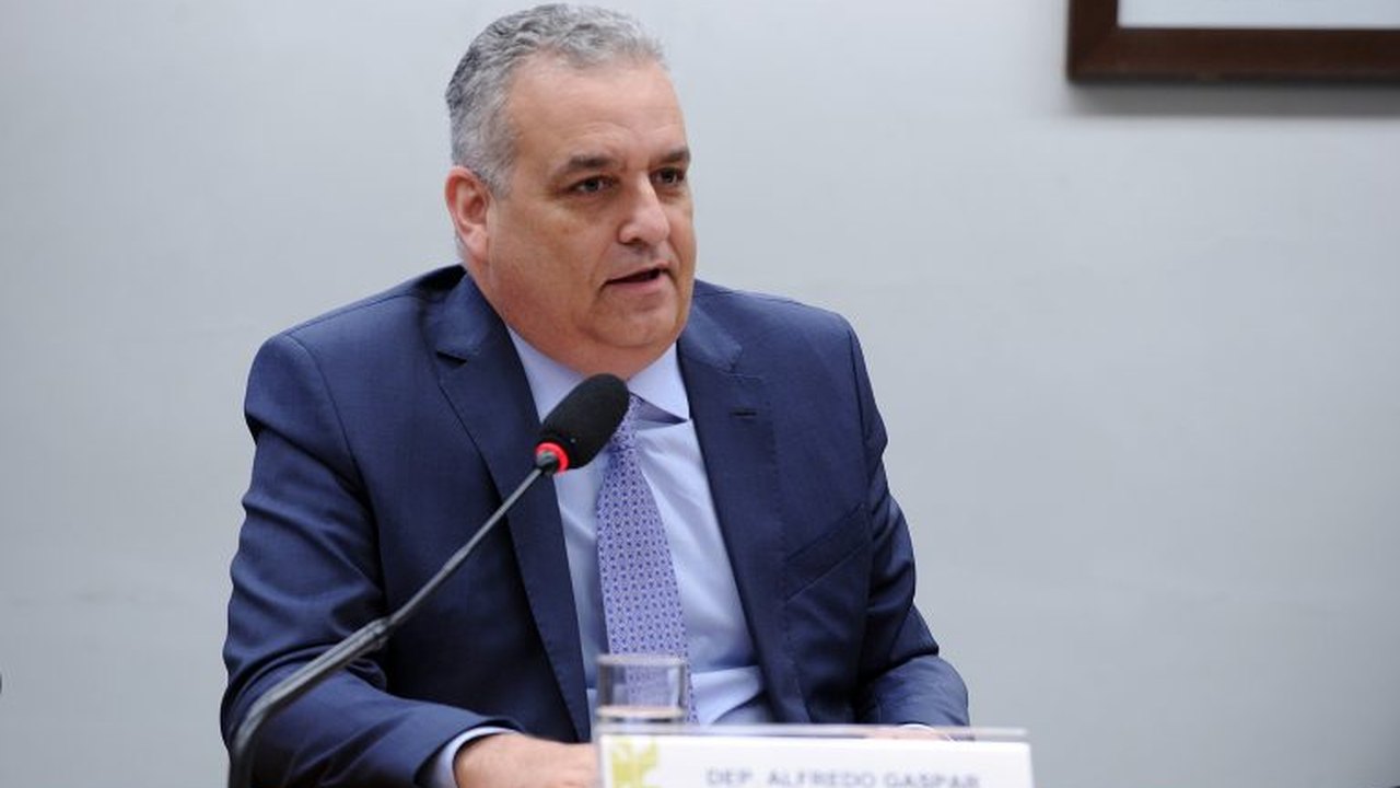 Comissão aprova projeto que permite ajustes consensuais sobre bens após divórcio