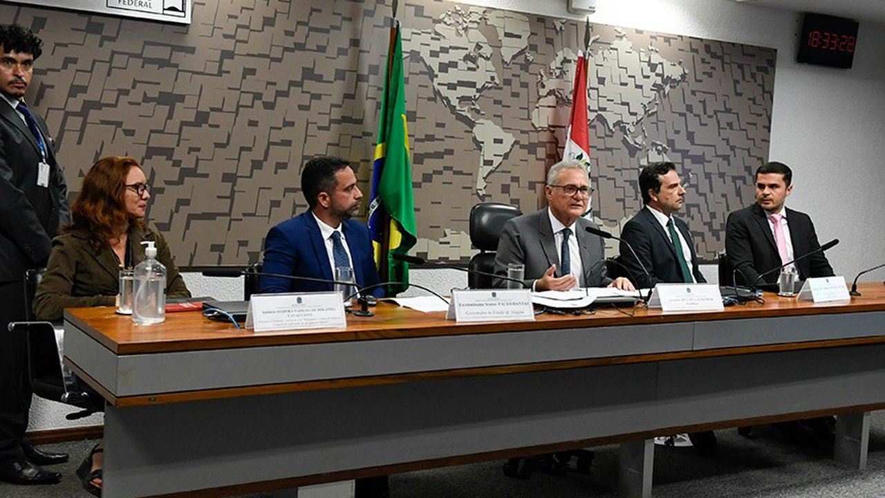 Debatedores cobram justiça para vítimas de afundamento do solo em Maceió