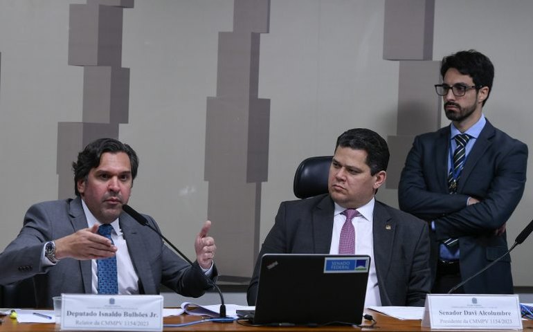 Isnaldo Bulhões quer devolver demarcação de terras indígenas para o Ministério da Justiça