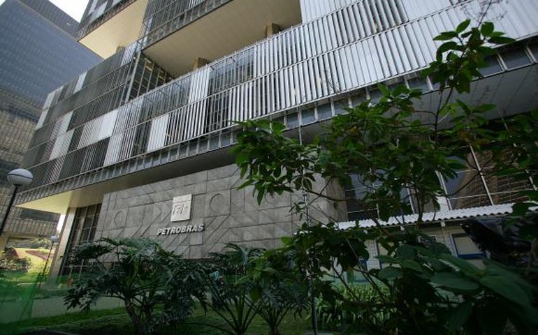 Petrobras anuncia venda de gasodutos à iniciativa privada por US$ 5,2 bilhões