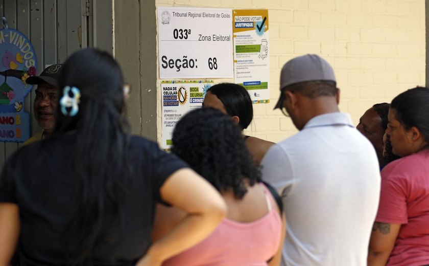 Eleitores que não votaram no primeiro turno podem ir às urnas hoje