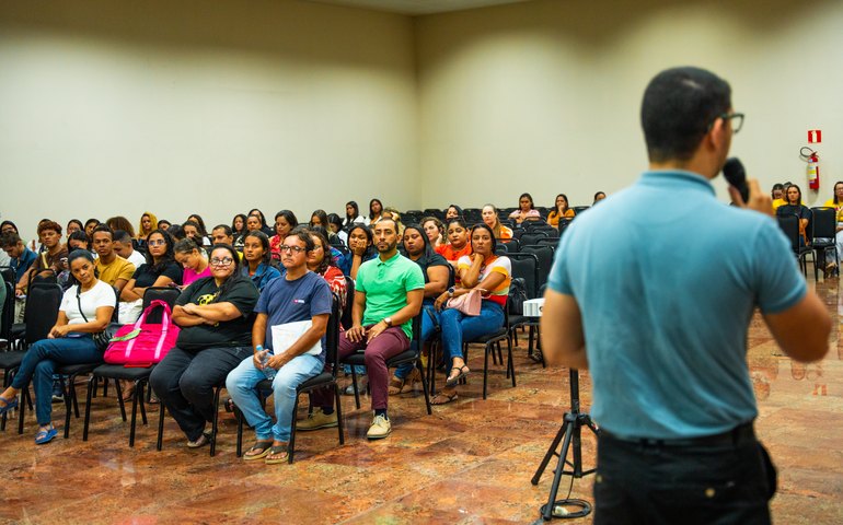 Semed leva à Bienal do Livro debate sobre equidade e aprendizagem para todos