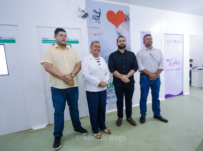 Prefeita Tia Júlia acompanha serviços de manutenção estrutural na UPA e visita pacientes durante agenda na unidade