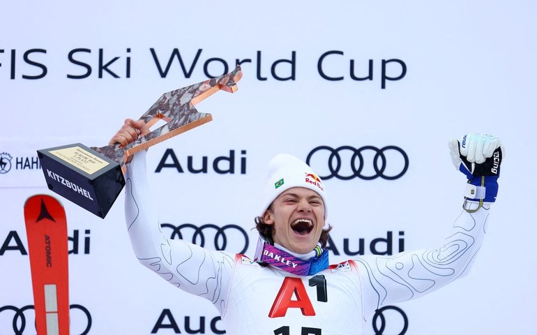 Lucas Pinheiro sobe ao pódio de novo na Copa do Mundo de esqui alpino