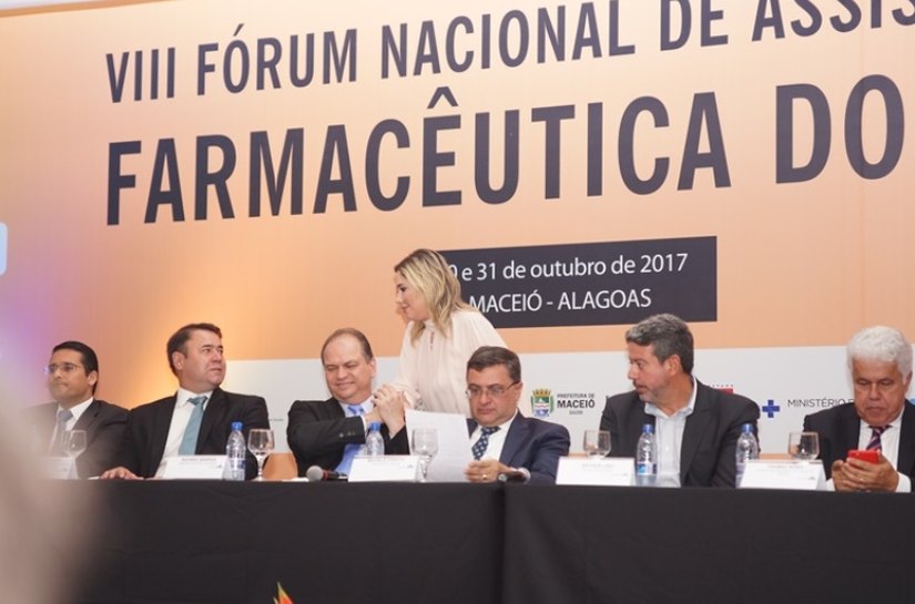 Ministro discute em Alagoas estratégias para avanço da Assistência Farmacêutica