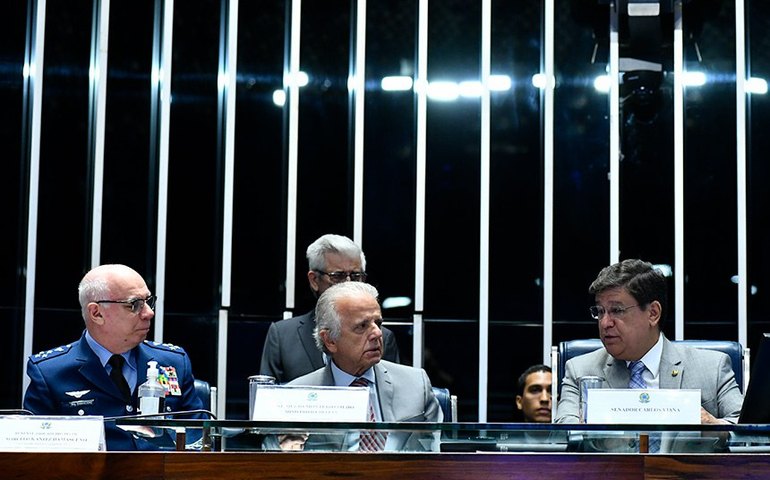 Parlamento relembra legado de Santos Dumont, nascido há 150 anos