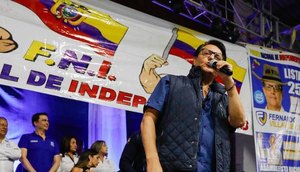 Candidato à presidência é morto a tiros após realizar comício no Equador; VÍDEO