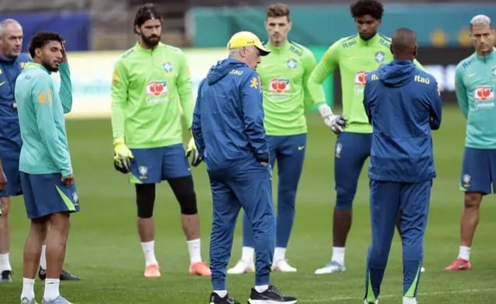 Técnico Carlo Ancelotti durante treino da Seleção Brasileira de Futebol