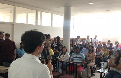 Marcelo Beltrão promove reunião entre Desenvolve e Prefeitura de Penedo para facilitar acesso ao crédito
