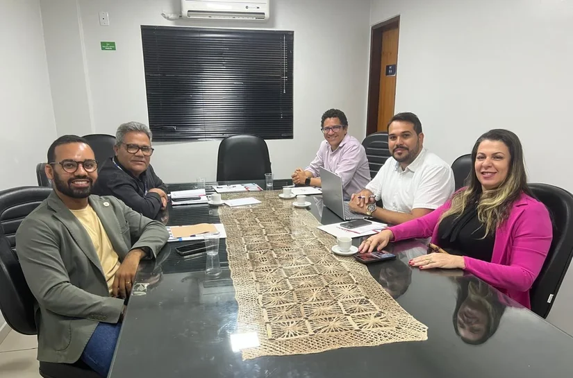 AMA discute cronograma de capacitações sobre gestão tributária para municípios alagoanos