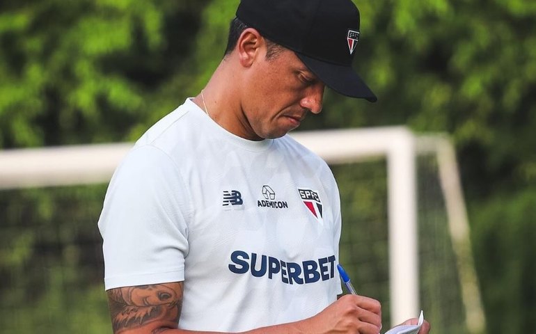 Calleri treina e aumenta chances de reforçar o ataque do São Paulo diante do Cobresal