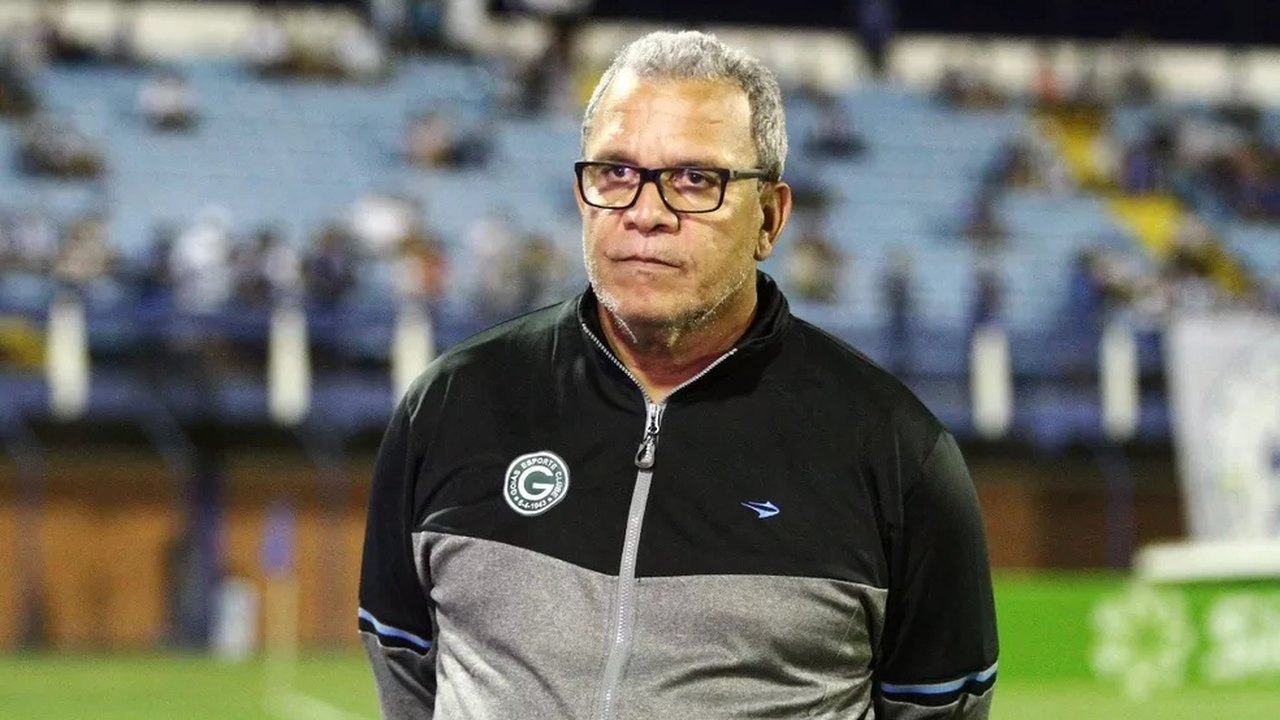 Técnico da Ponte Preta, Hélio dos Anjos recebe sondagens de futebol árabe