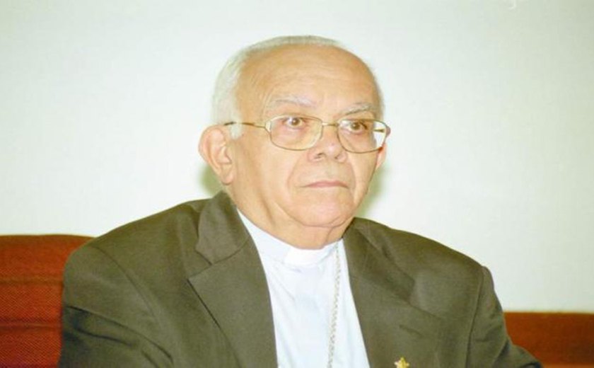 Morre arcebispo emérito de Maceió