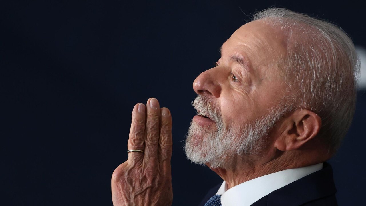 Brasil vai 'julgar e cobrar impostos das empresas americanas digitais', dispara Lula