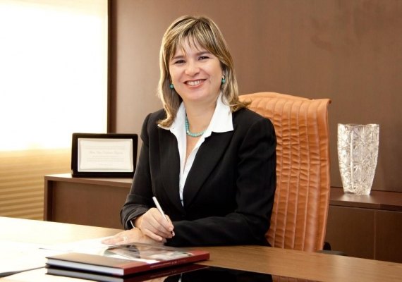 Prêmio nacional de contabilidade leva nome da controladora-geral do estado de Alagoas