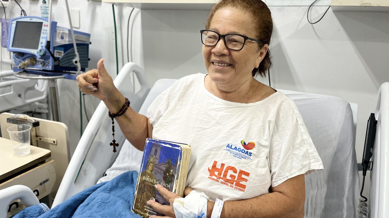 HGE salva a vida de aposentada que sofreu um infarto quando se dirigia para supermercado