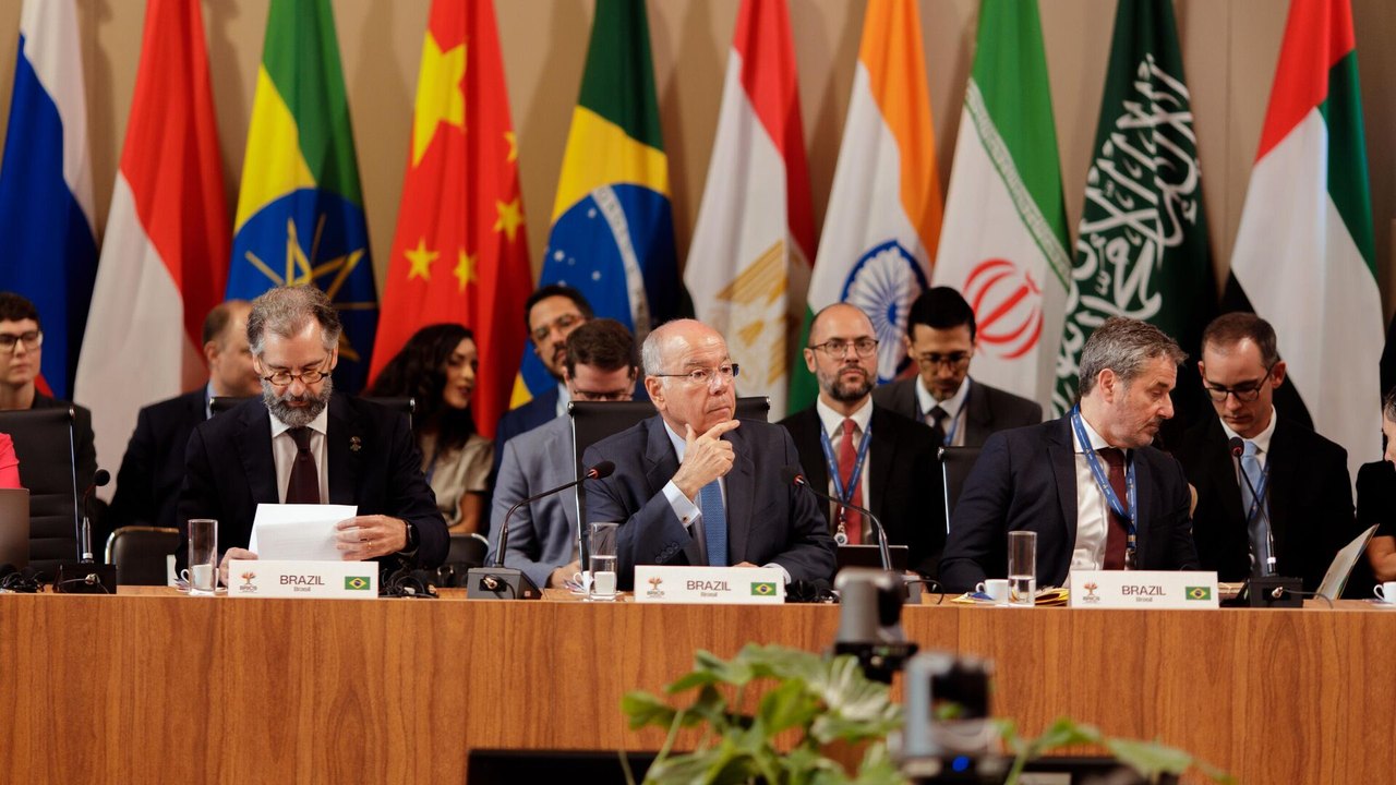 'Nosso papel como grupo é mais vital do que nunca', diz Mauro Vieira ao abrir reunião do BRICS